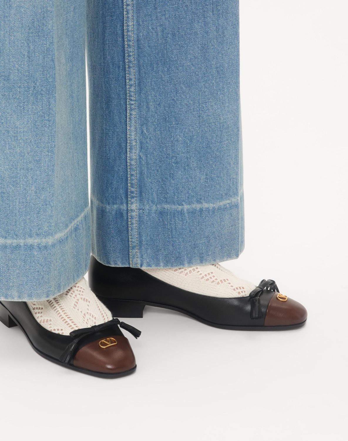 Valentino Garavani Valet Du Roi Leather Ballet Flats #336898
