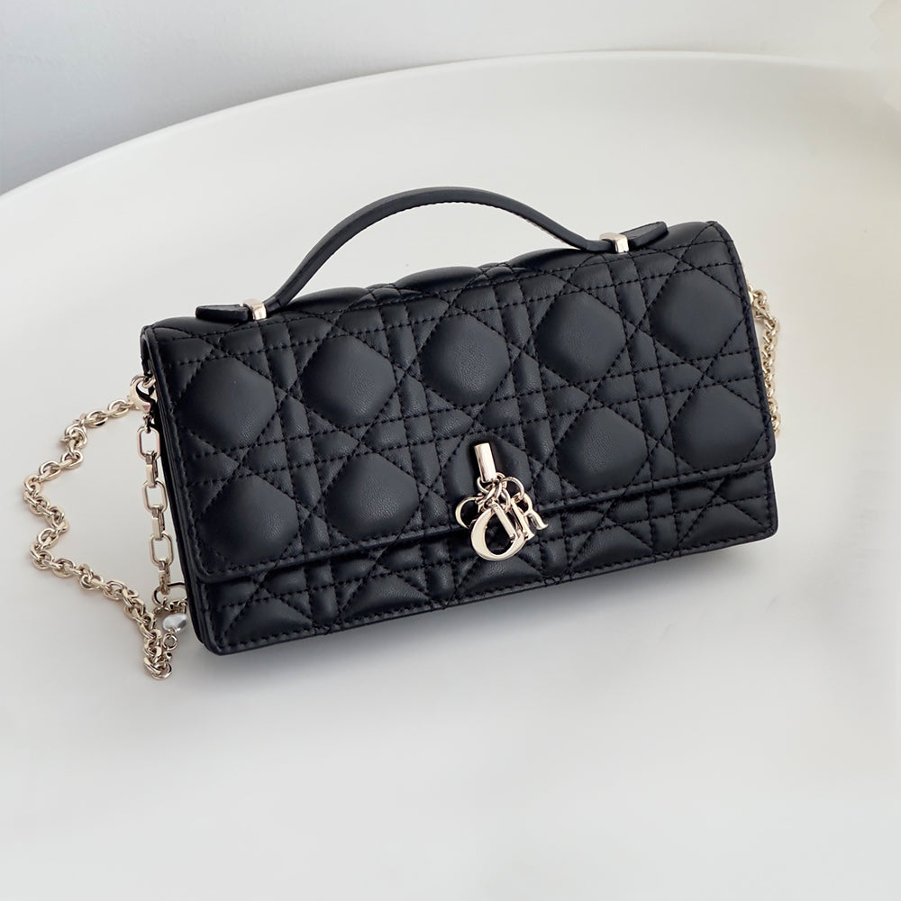 Dior Miss My Dior Minimalist Elegant Flap Bag with D.I.O.R. Charm Fashionable Casual Chain-Strap Flap Bag in Lambskin Bags S0980ONMJ_M900 #197188
