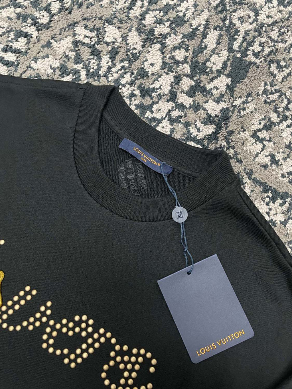 Louis Vuitton Men's Spring and Autumn Letter Printed Round Neck Cotton Long Sleeve Sweatshirt Pullover #72432