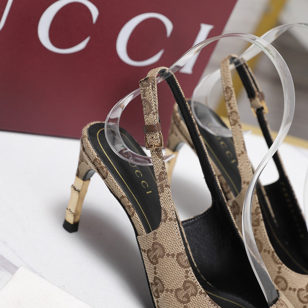 Gucci Cowhide Chain Decoration Horseshoe Heel Sandals #387647