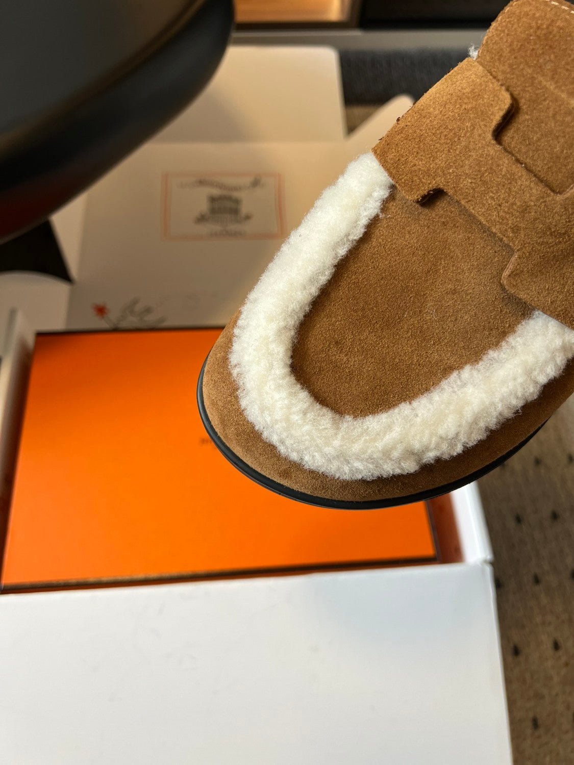 Hermes Men's And Women's Winter Boken Shoes Round Toe Flat Heel Slippers Solid Color Suede Mule Go Shoes #81519