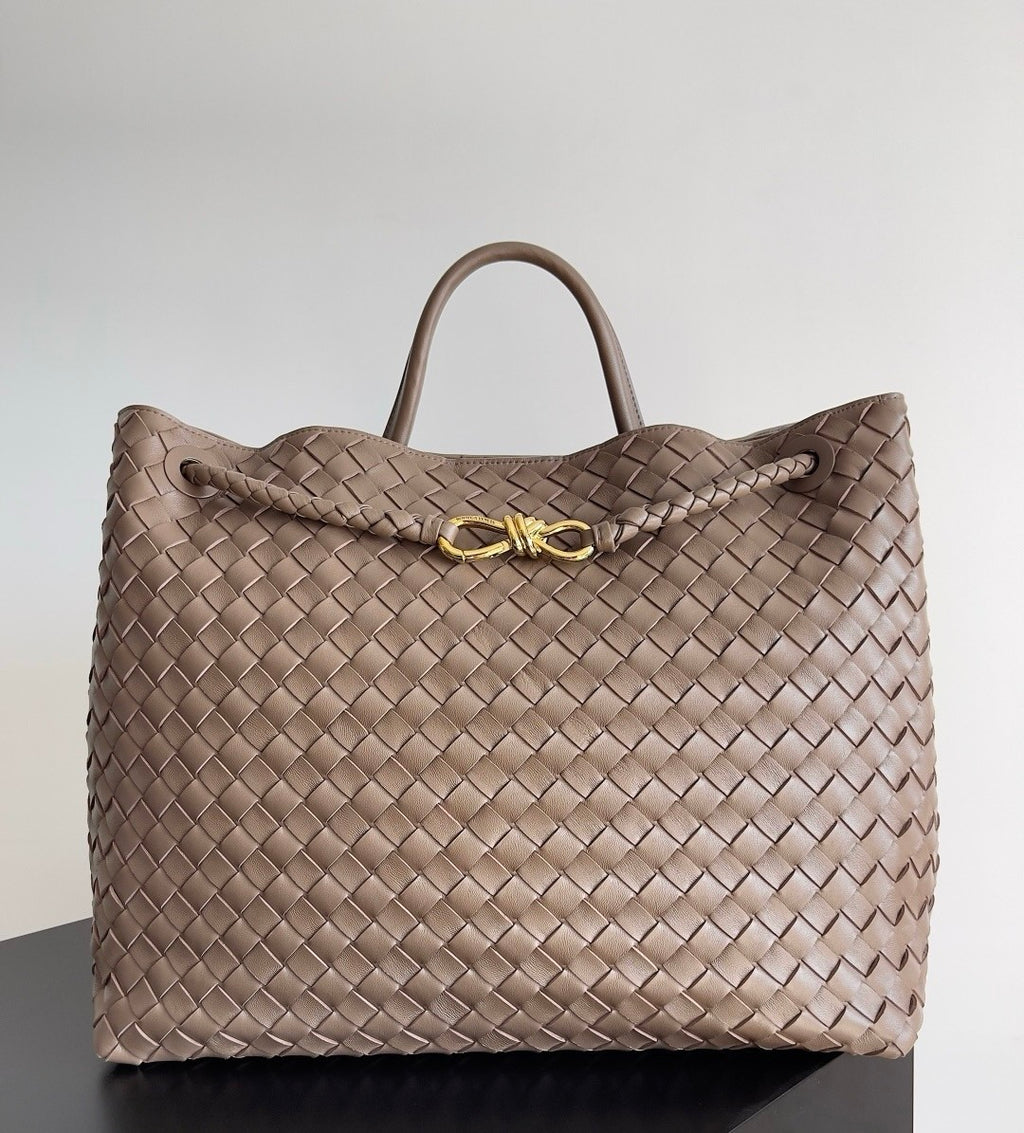 Bottega Veneta Large Andiamo Women's Woven Solid Color Magnetic Clasp Closure Sheepskin Tote Bag Bags #76912