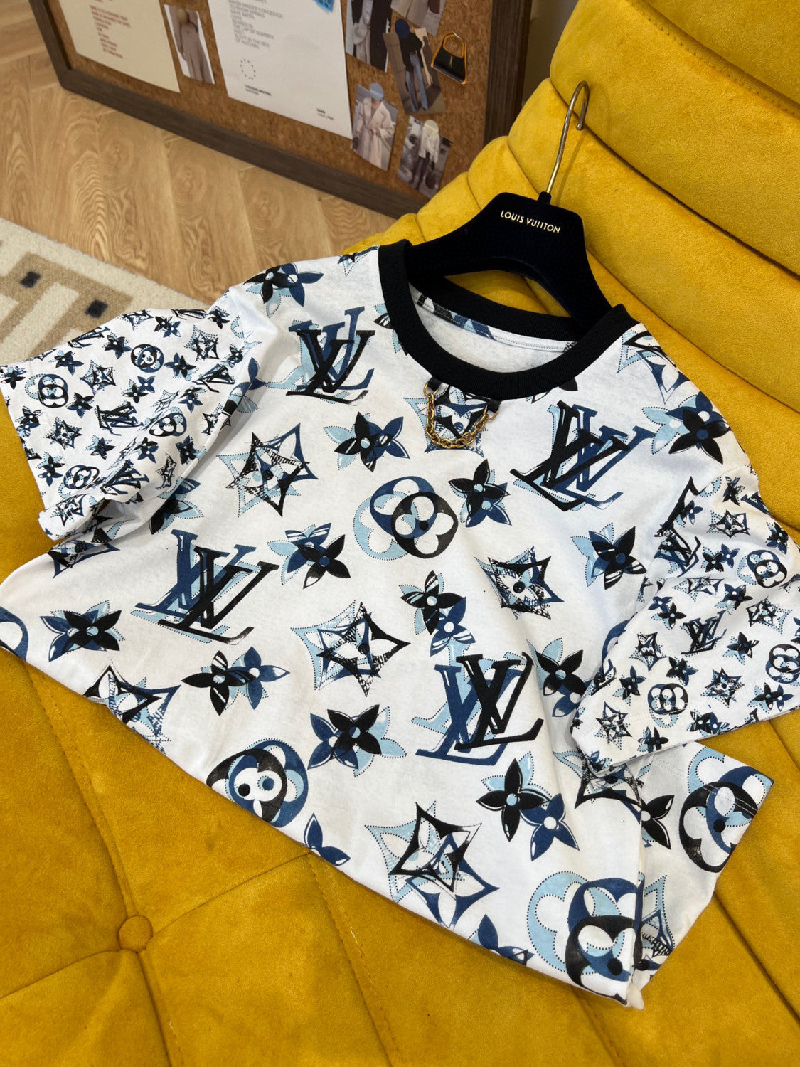 Louis Vuitton 3D Mahina Monogram T-Shirt #96749