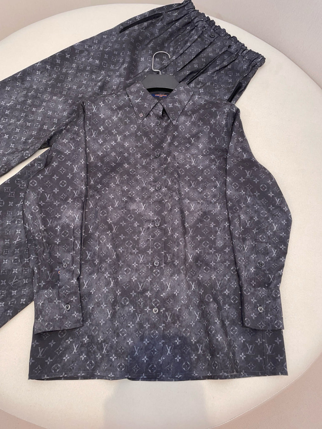 Louis Vuitton Women's Summer Letter Printed Single Breasted Long Sleeve Shirt Lace Up Casual Pants Set Suit #75558