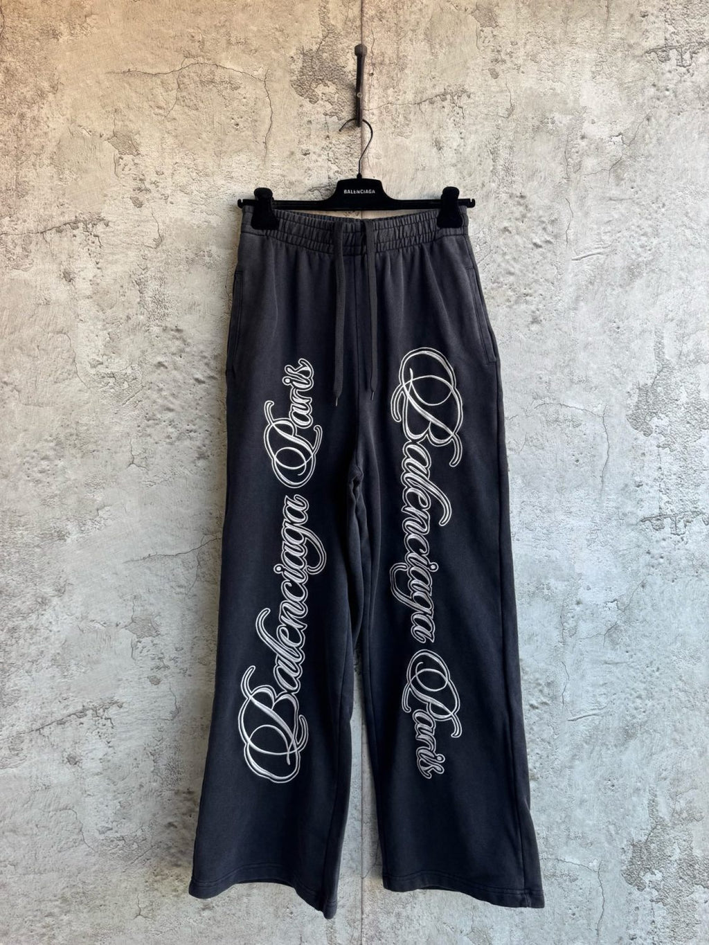 Balenciaga Men's Cursive Baggy Pants in Black white  #335553