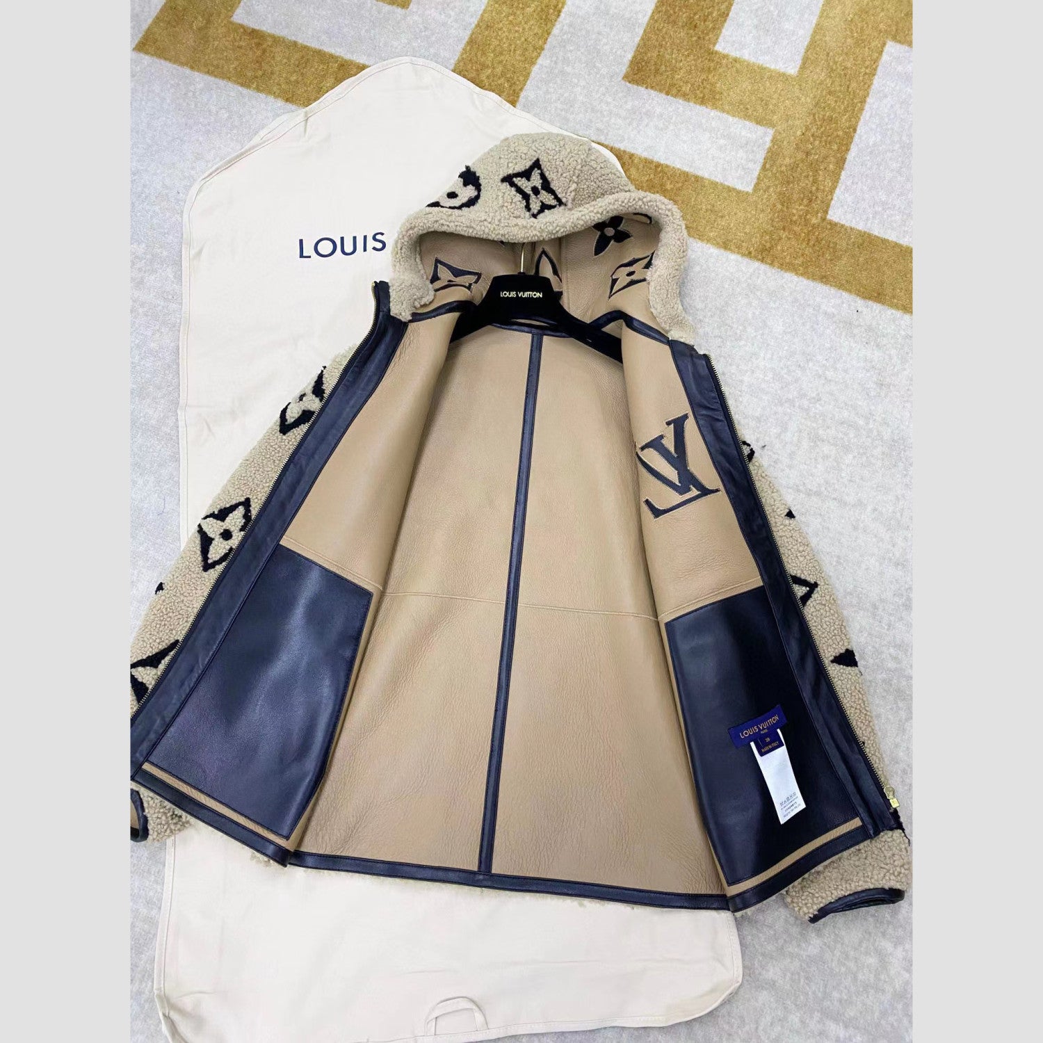 Louis Vuitton 100% Wool jacket leather coat Jacket #59269