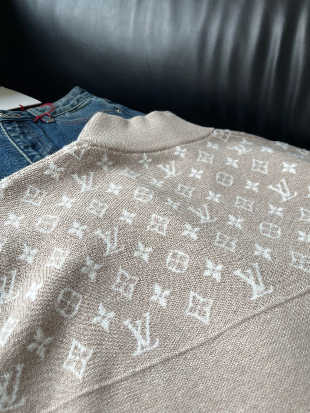 Louis Vuitton Ribbed Wool Half-Zip Pullove #333703