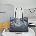 Balenciaga Women's Le City Tote Bag Medium in Black #336744