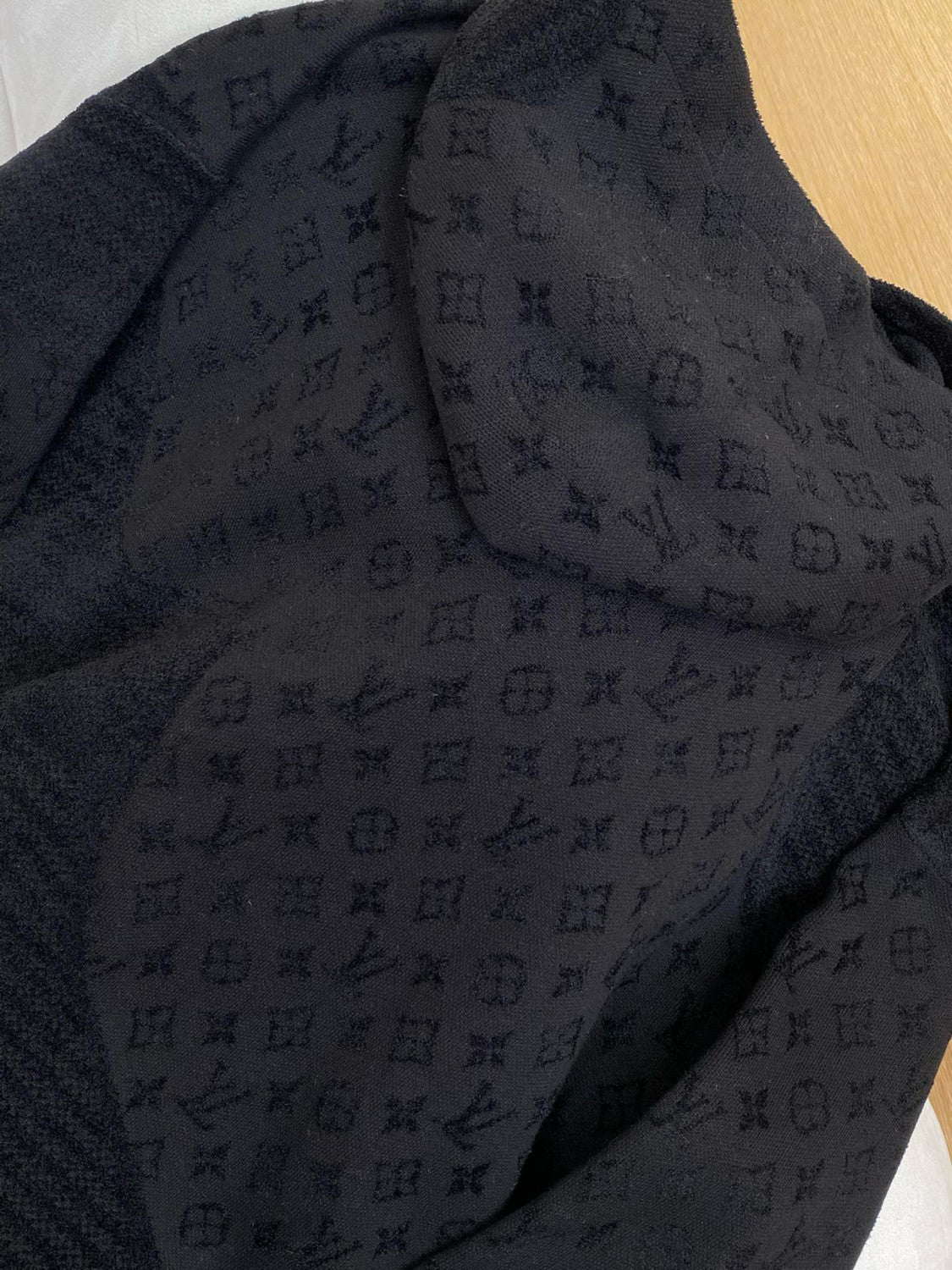 Louis Vuitton Men's Spring and Autumn Solid Color Letter Printed Cotton Long Sleeve Hooded Sweatshirt #75315