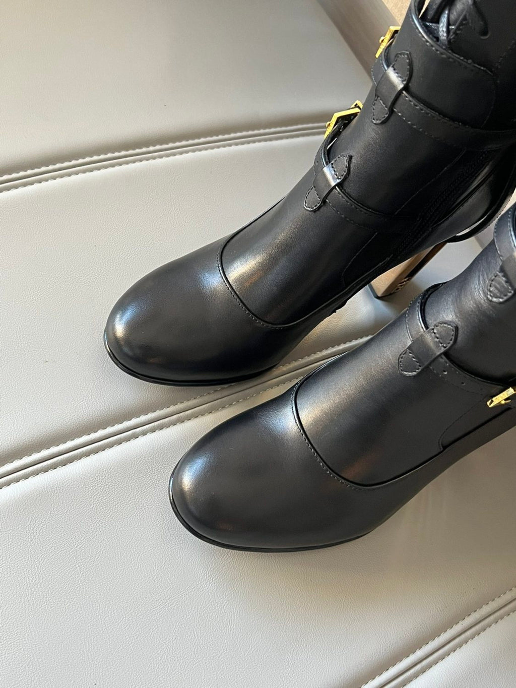 FENDI Women's Classic Solid Color Round-Toe Calfskin Over The Knee Boots For Fall/Winter Shoe #78957