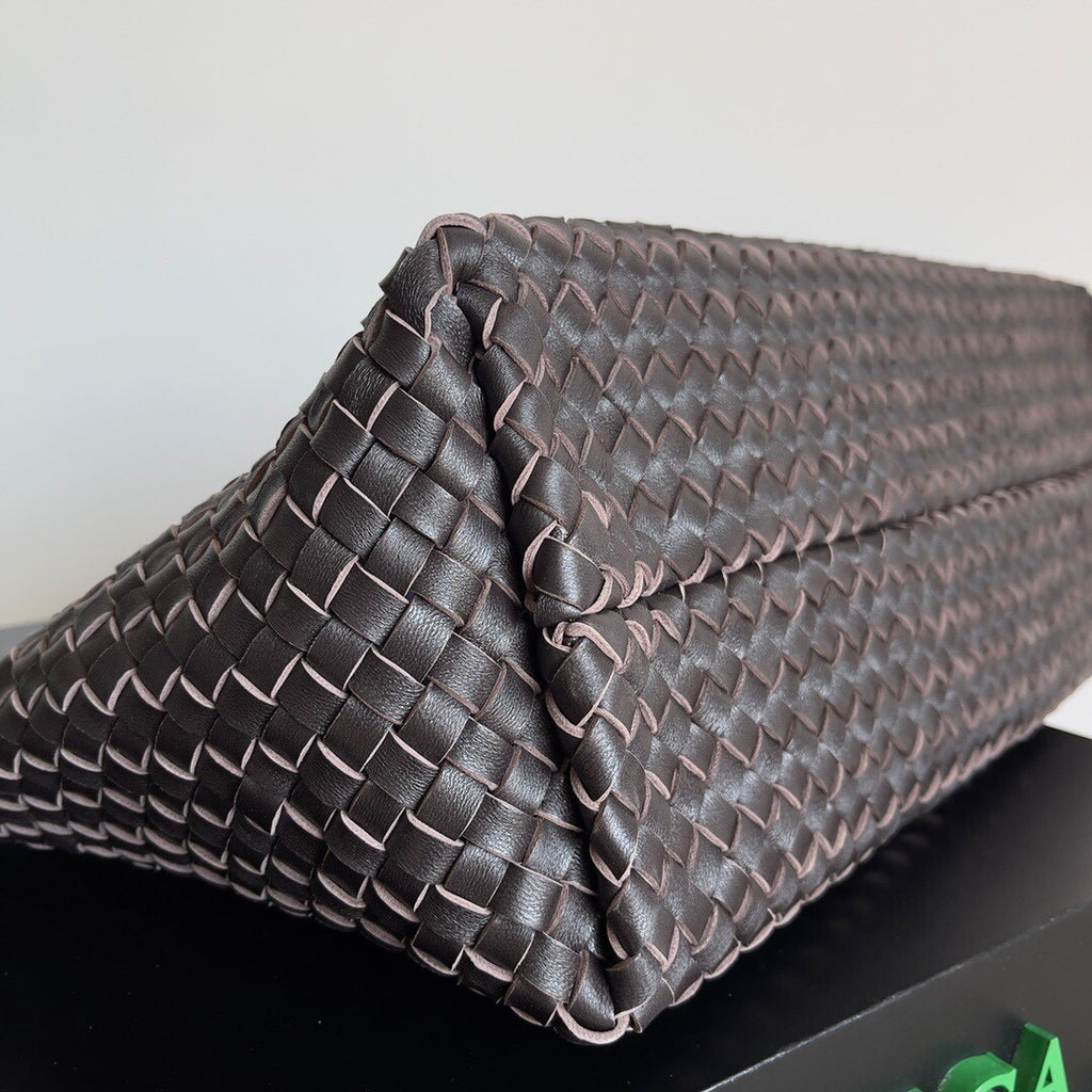 Bottega Veneta Cabat Large 51cm Lambskin Woven Fashionable Handbag  Spacious Casual Bag Bags #196744