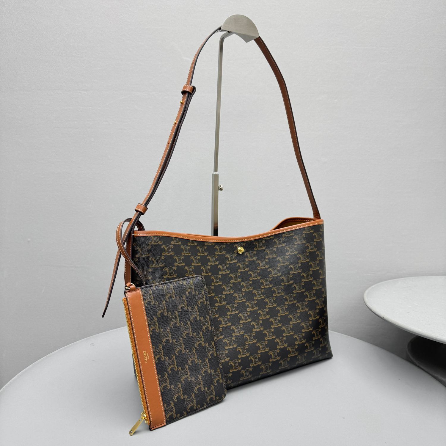 Celine Triomphe Gold Metallic Finish Adjustable Strap Snap-closure Shoulder Bag Women's Tote Bag Bags #84176A