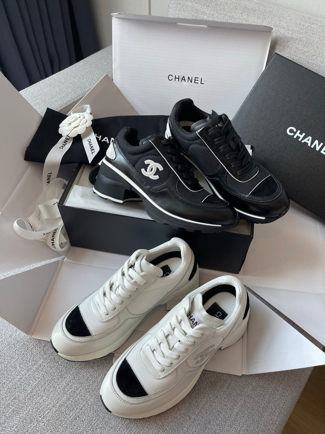 Chanel Sneakers Mixed Fibers Shiny Calfskin Suede Calfskin #335039