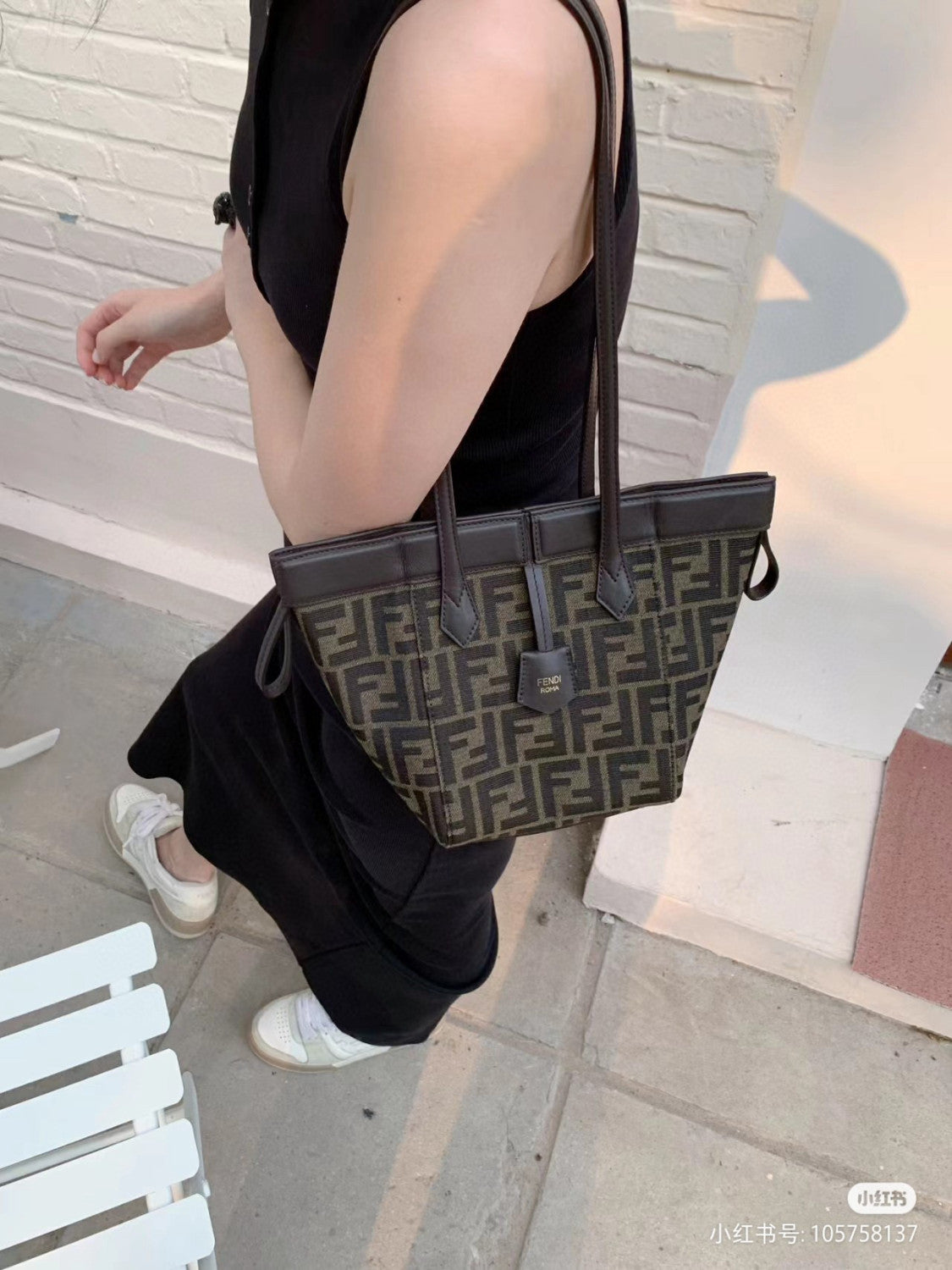 Fendi Origami Medium Handbag Brown FF Jacquard Fabric Handbag Women's Luxury Trend Clutch Temperament Fashion Bag Bags 8BS083AFPMF1GL7  #81635