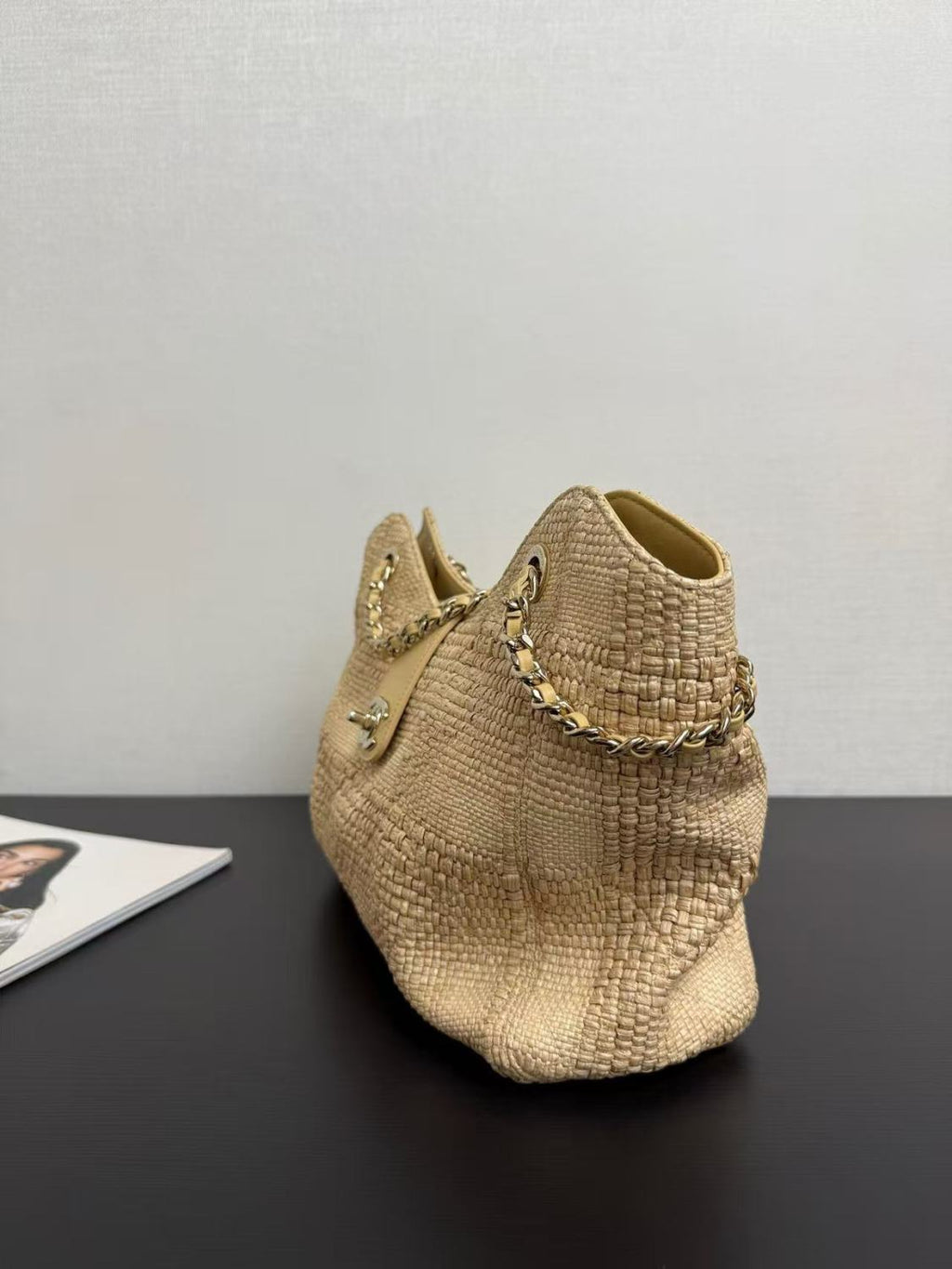 Chanel 2026 Spring/summer Preview Collection Shopping Bag Beige Woven Bags Gold-toned Metal-accented Leather Chain Crossbody Bag And Casual Straw Bags For Vacation #196025