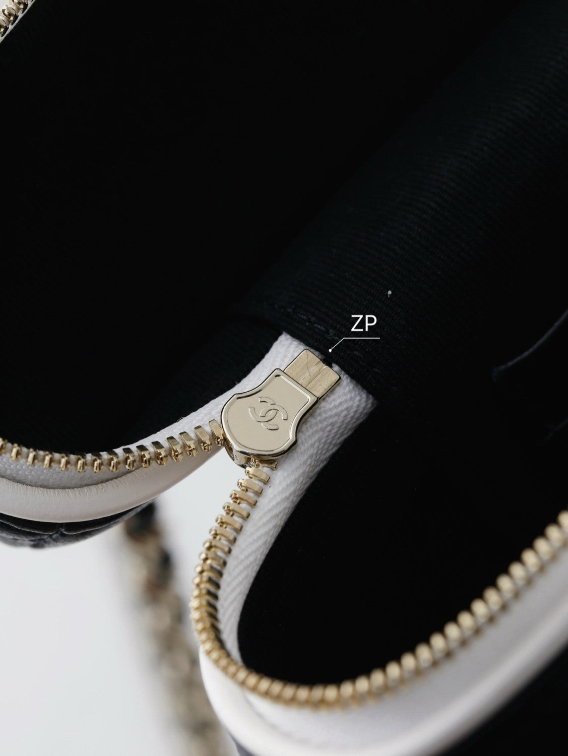 Chanel 26 New Arrival Black And White Panda Colour-block Lunch Bag Colour-block Make-up Bag Diamond-quilted Chain-strap Handbag  Lady Bags AP5240 #84323A