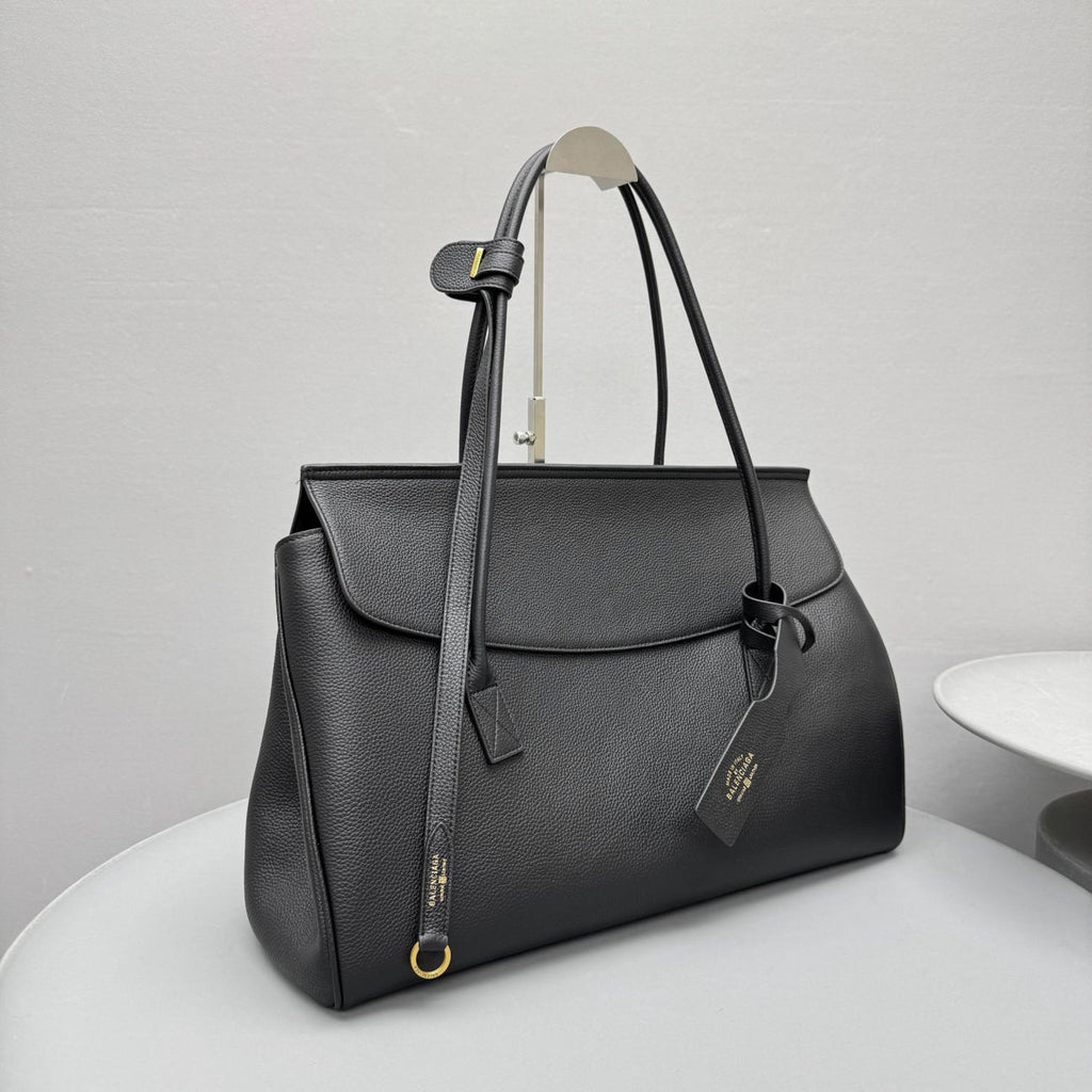 Balenciaga Carrie Carry All Handbag #333735
