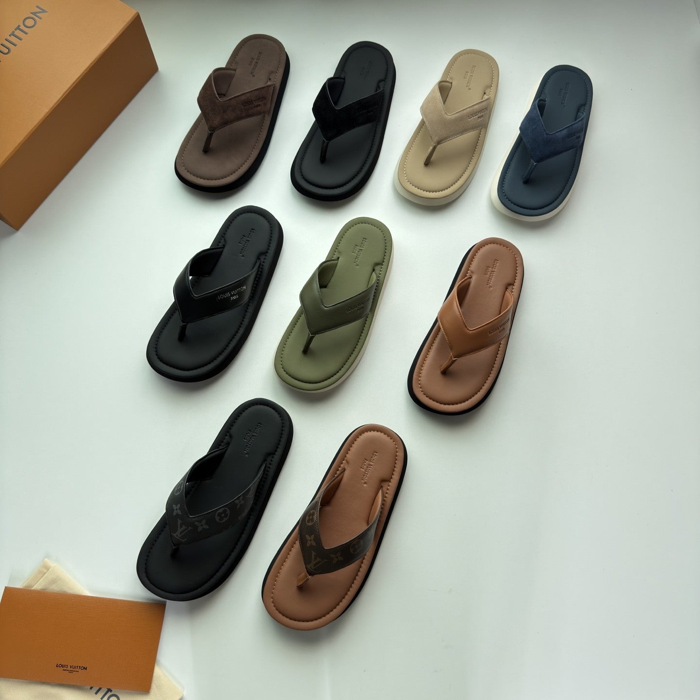 Louis Vuitton LV Flip Thong Shoes #387886