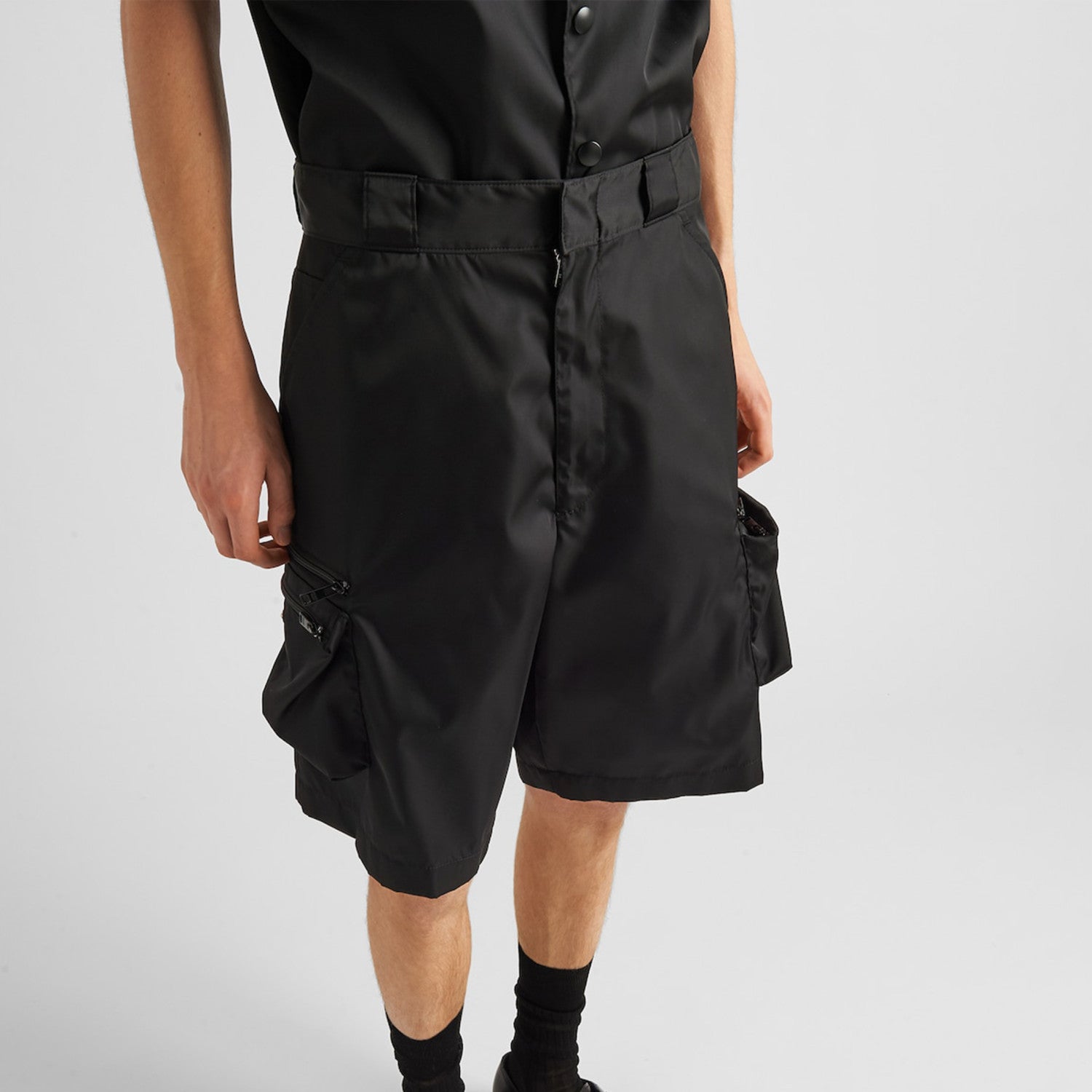 Prada Men's Spring Summer Super Cool Pocket Shorts Thin Black High Street Casual Comfortable Shorts #99289