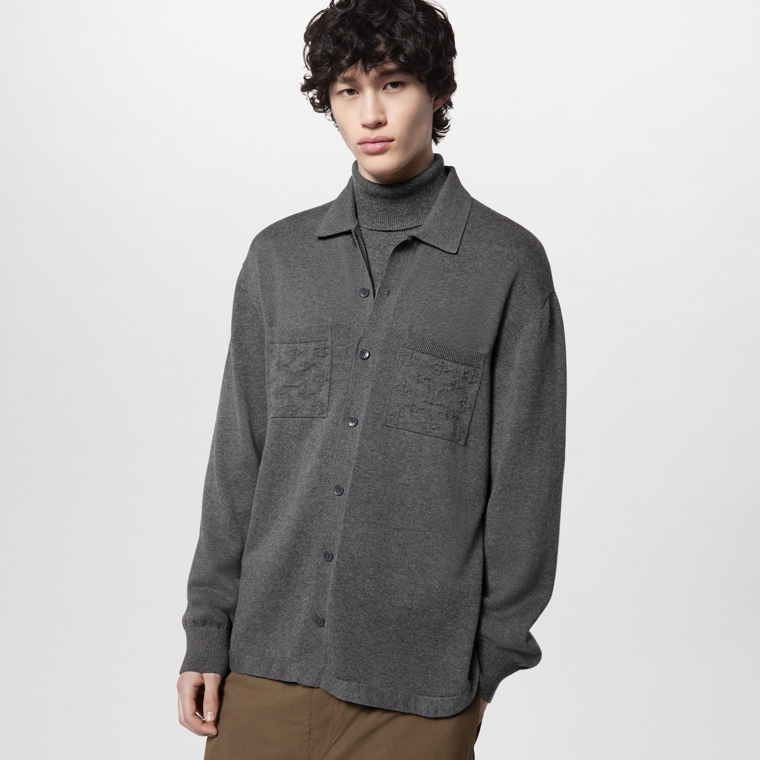 Louis Vuitton Men's Spring/Autumn Gray Logo Appliquéd Single Breasted Long Sleeve Knit Shirt #72115