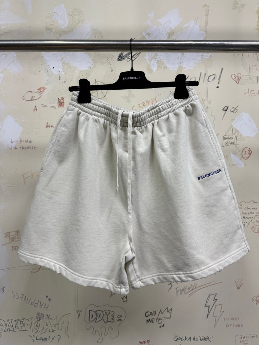 Balenciaga 25FW New Letters Embroidered Logo Hooded Zipper Jacket Cotton Terry Fabric Loose Short Design Simple Embroidery Logo Finished Washing Old destruction Process #332365