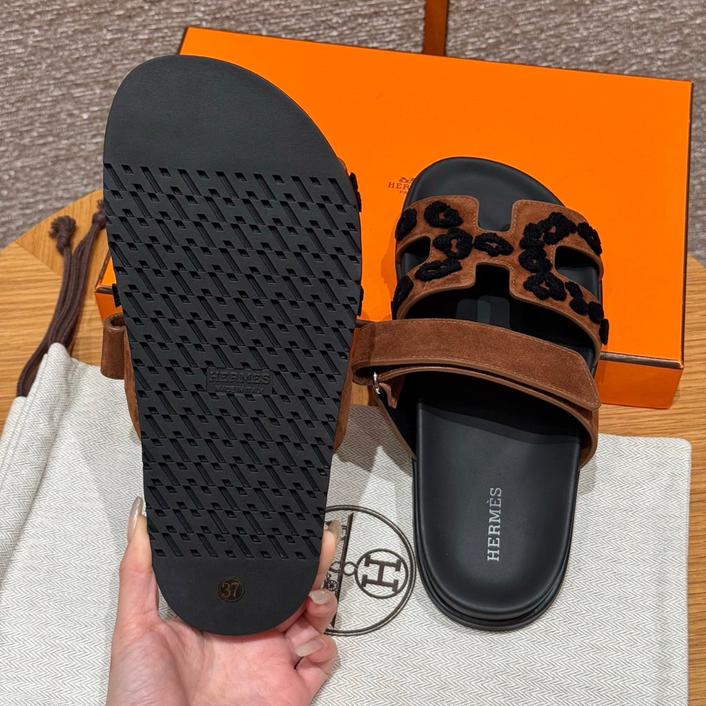 Hermès Chypre sandal Brown #376389