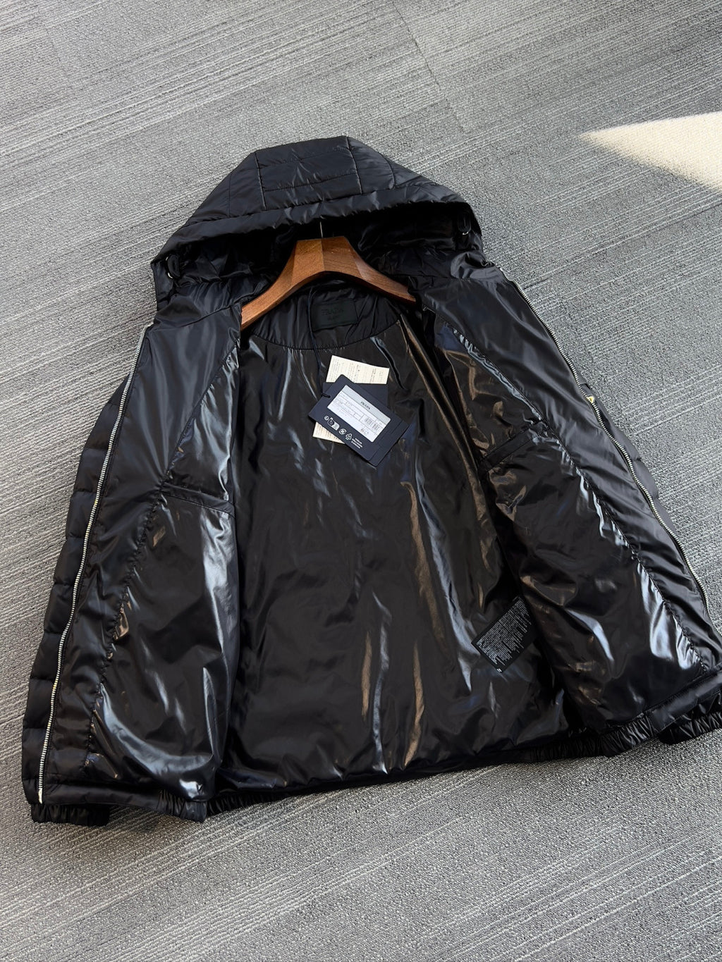 Prada Piumino Nylon Down Jacket Nero #336637