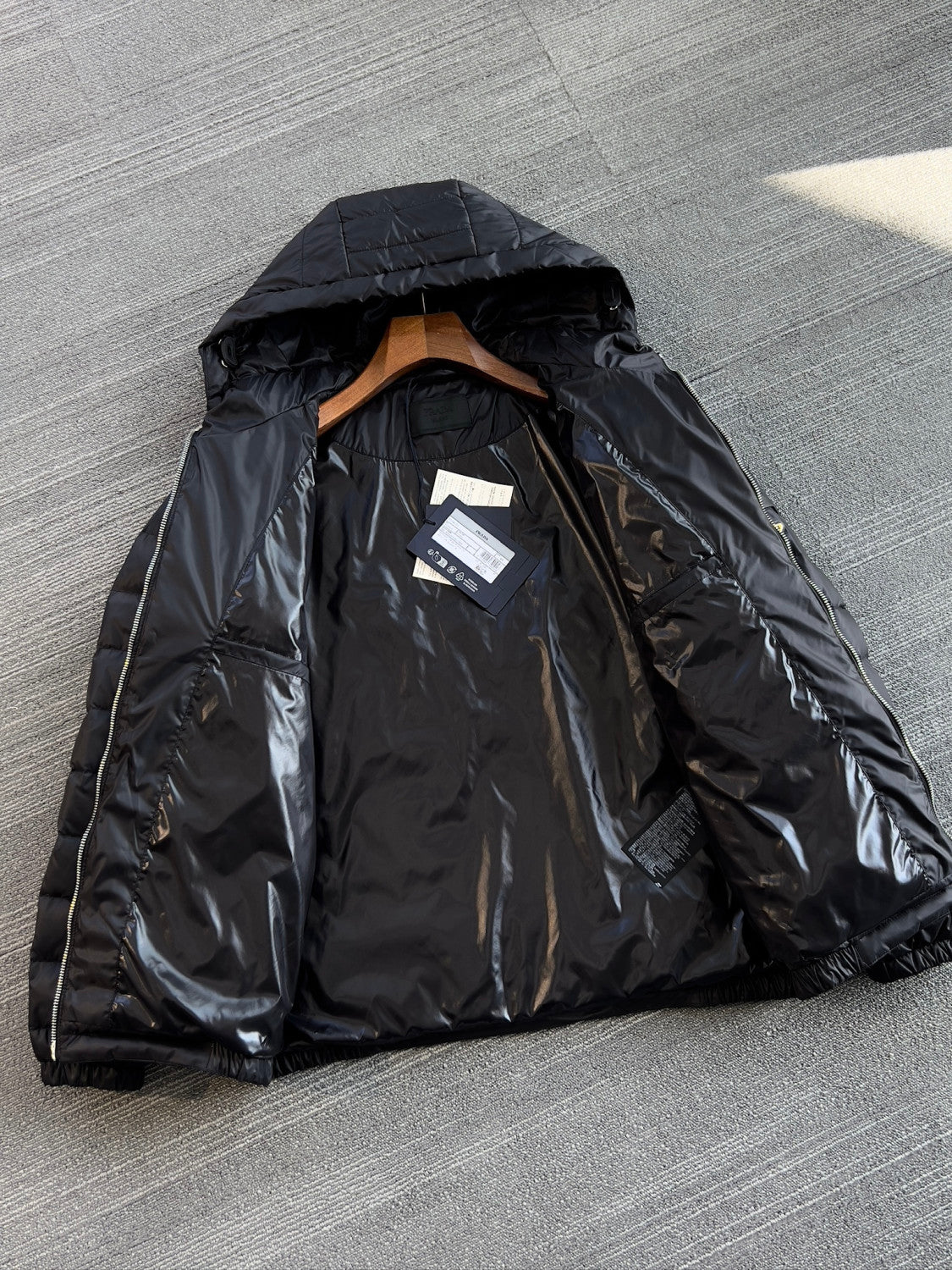 Prada Piumino Nylon Down Jacket Nero #336637