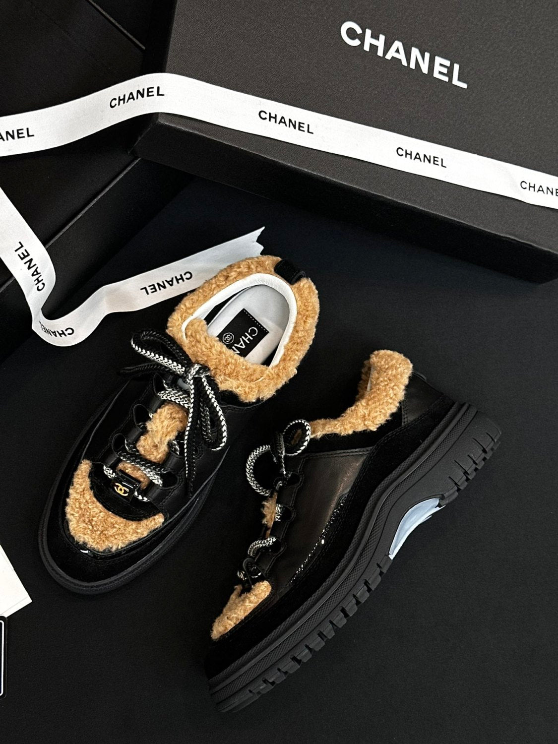 Chanel Women's Autumn/winter Color-Block Classic Fashion Round Toe Lace-up Low-top Leather Casual Shoes #78123