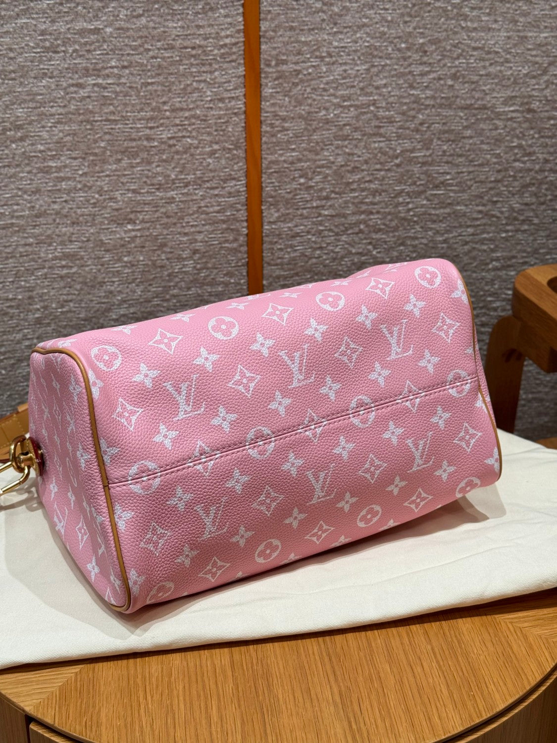 Louis Vuitton Speedy P9 Bandoulière 30 Women's Letter Printing Detachable Condition Shoulder Strap Zipper Closure Coated Canvas Single Shoulder Crossbody Tote Travel Bag Bags #77679