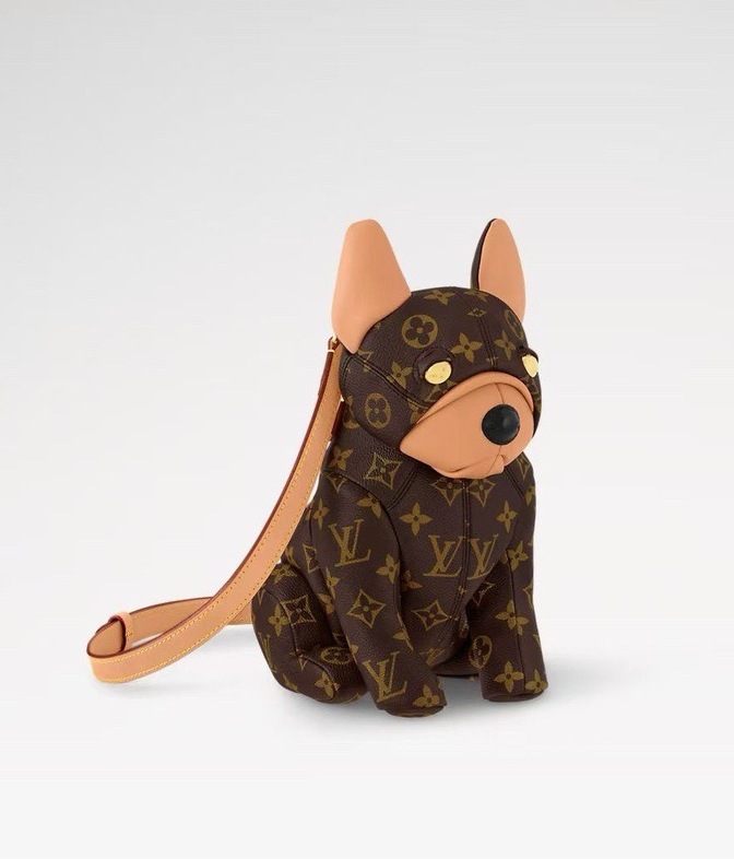 Louis Vuitton 25ss Pooch Bag French Bulldog-shaped design with zip closure Monogram coated canvas shoulderhandbag brown perfect for everyday casual wear #194816