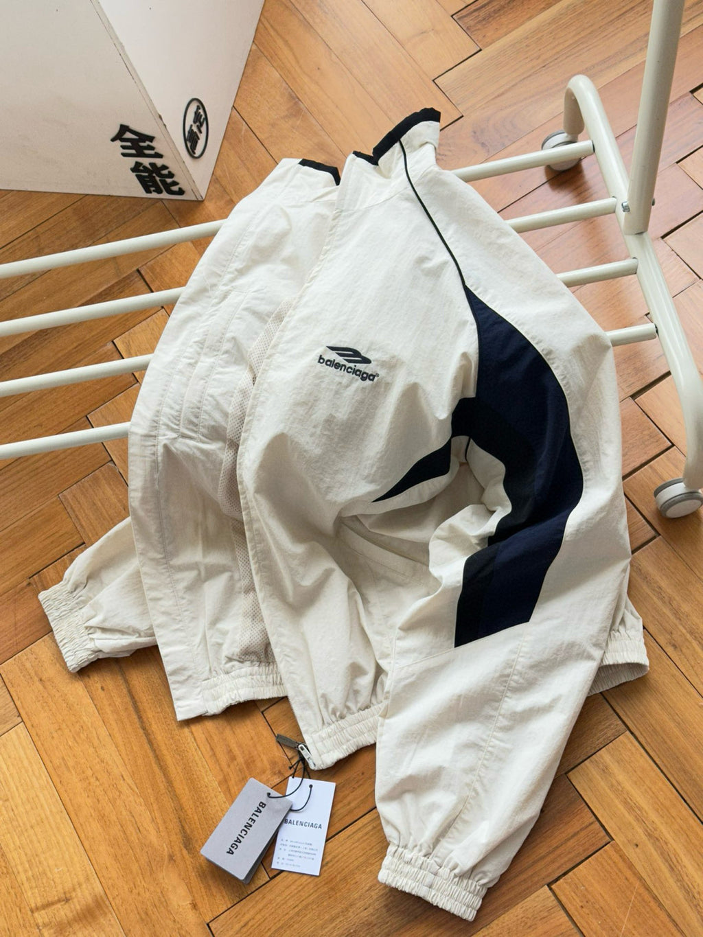 Balenciaga Men's And Women's Spring And Autumn Logo Letter Printing Color Collision Collar Loose Fit Jacket #98759