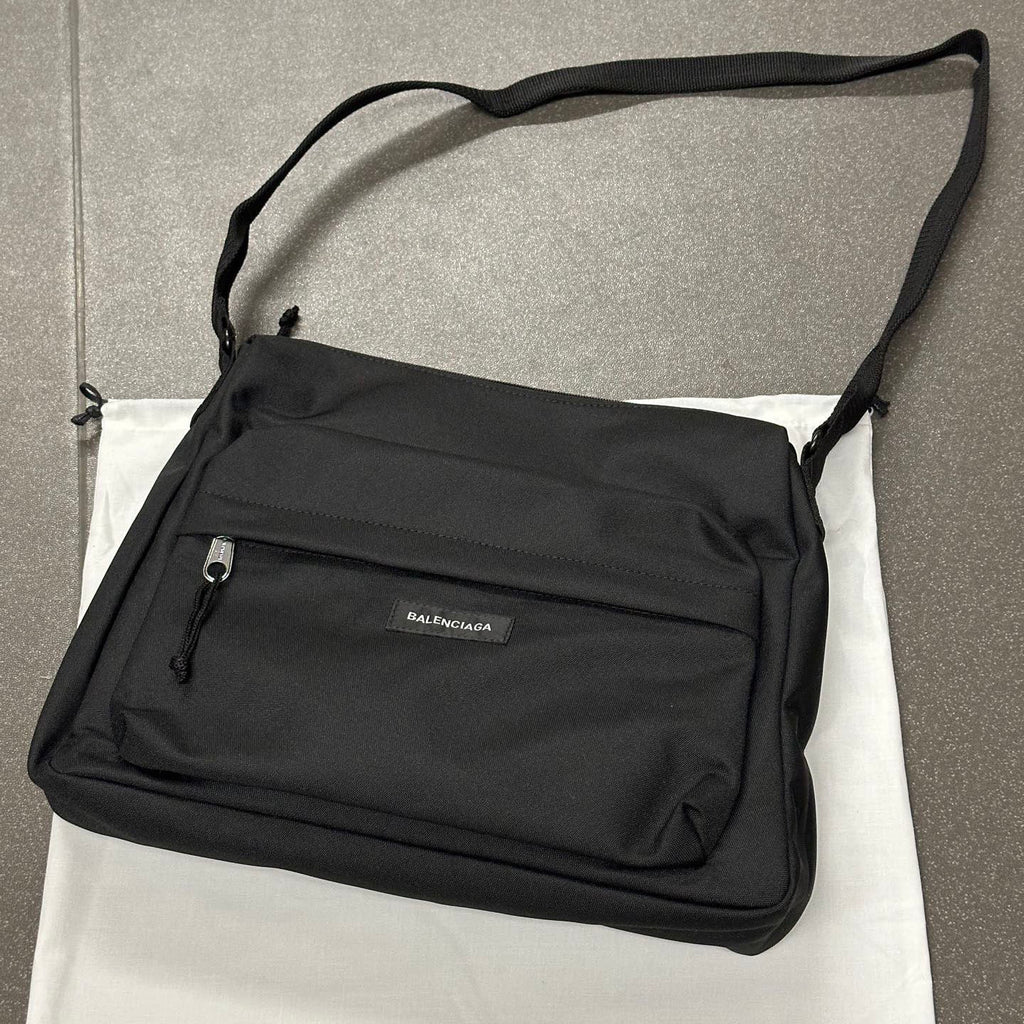 Balenciaga Special Offer Bags Paris Explorer Mens Black Fabric Handbag Letter Logo Detail Zipper Closure Top Handle Shoulder Bag temporary