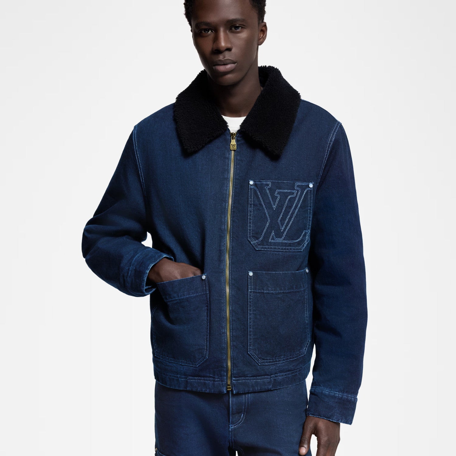 Louis Vuitton Men's Autumn and Winter Solid Color Lamb's wool Embroidered Logo Printed Zipper Closure Splicing Lapel Long Sleeve Jacket #74693
