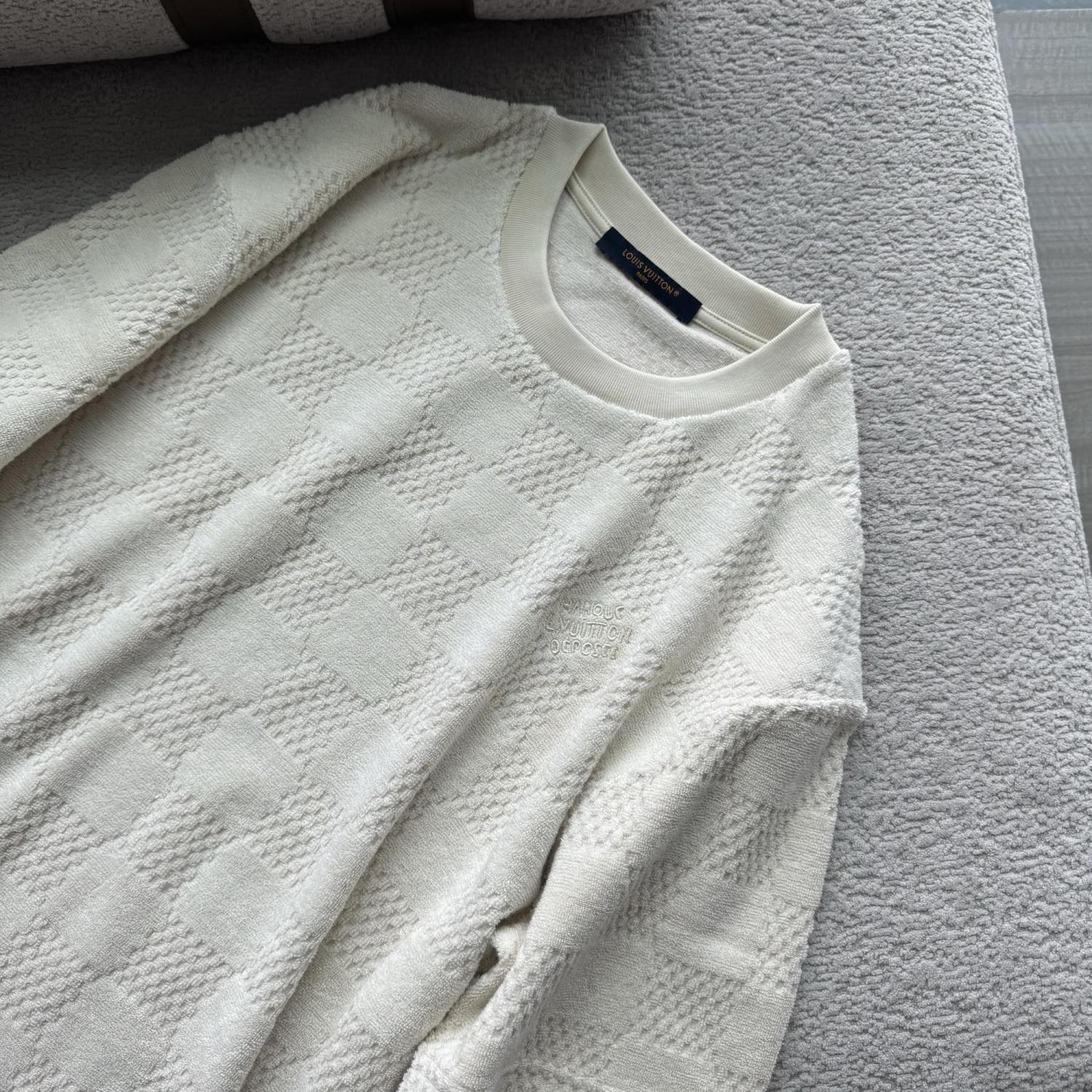 Louis Vuitton Men's Summer Solid Color Checkered Print Terry Fabric Crew Neck Short Sleeve T-Shirt #77881