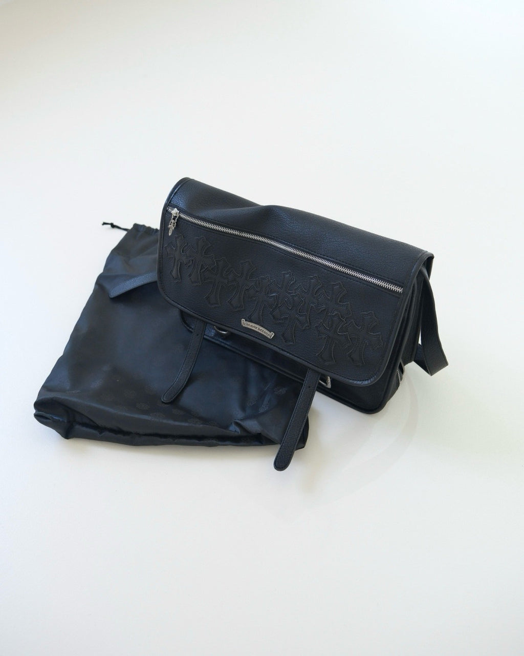Chrome Hearts Vintage Cross-stitch Flap Shoulder Bag Messenger Style Leather Crossbody Casual Buckle Bag Bags #84231A