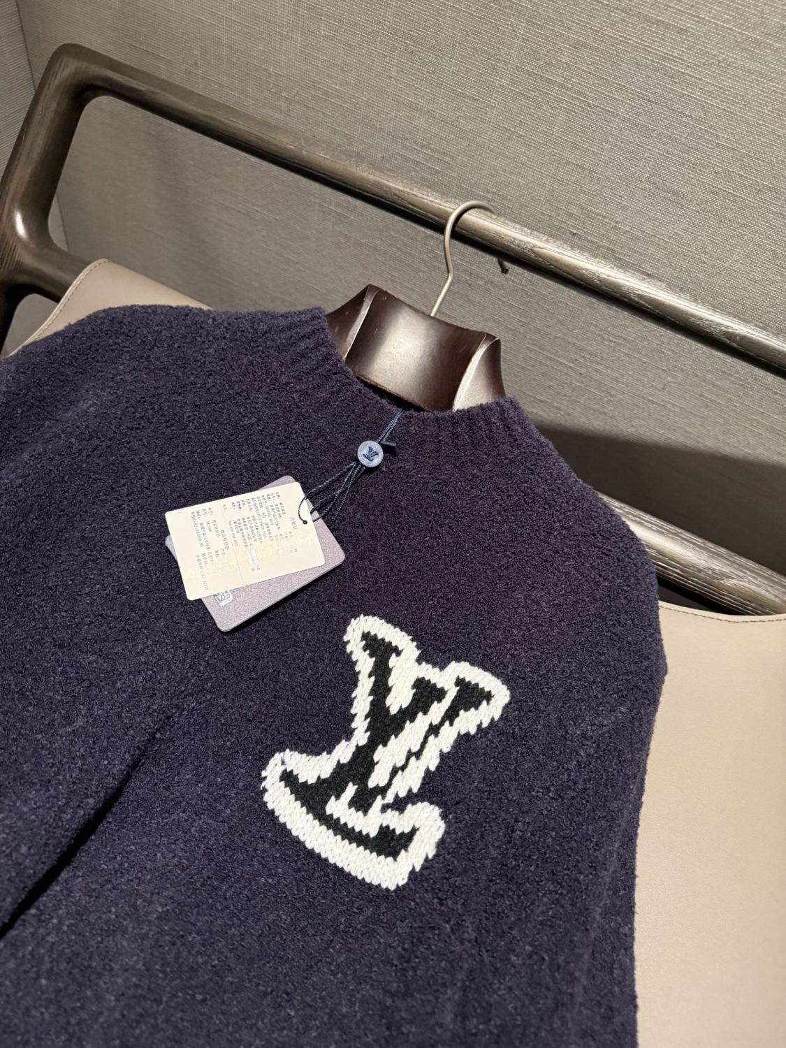 Louis Vuitton LV Intarsia Crewneck 1AJAZ1 #335721