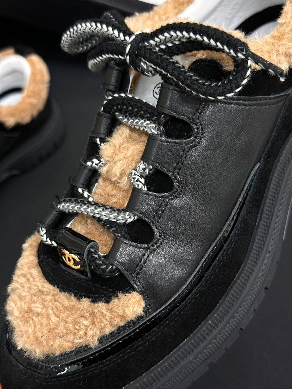 Chanel Women's Autumn/winter Color-Block Classic Fashion Round Toe Lace-up Low-top Leather Casual Shoes #78123