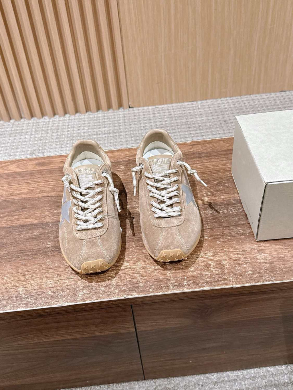 Golden Goose Women's Spring/Fall Fashion Casual Round Toe Lace Up Flat Low Top Nylon Leather Blend Retro Star Decorated Marathon Series Sneakers Shoes #79381