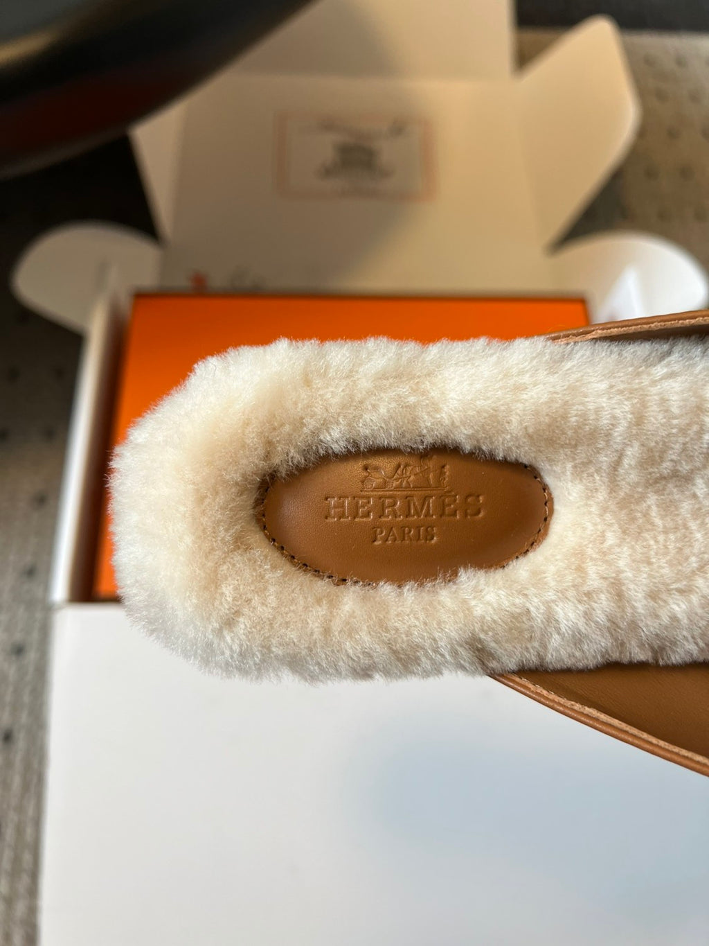Hermes Women's Winter Head-Covering Half-Support Shoes Casual Solid Color Oz Flat Mule Slippers #81518