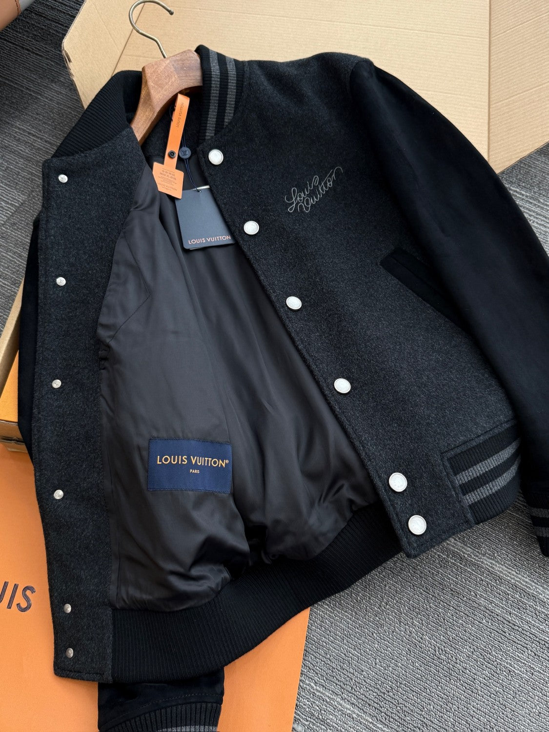 Louis Vuitton Men's Spring/autumn Fashion Casual Solid Color Single Breasted Suede Sheepskin Leather Jacket Sweatshirt Jacket #78395