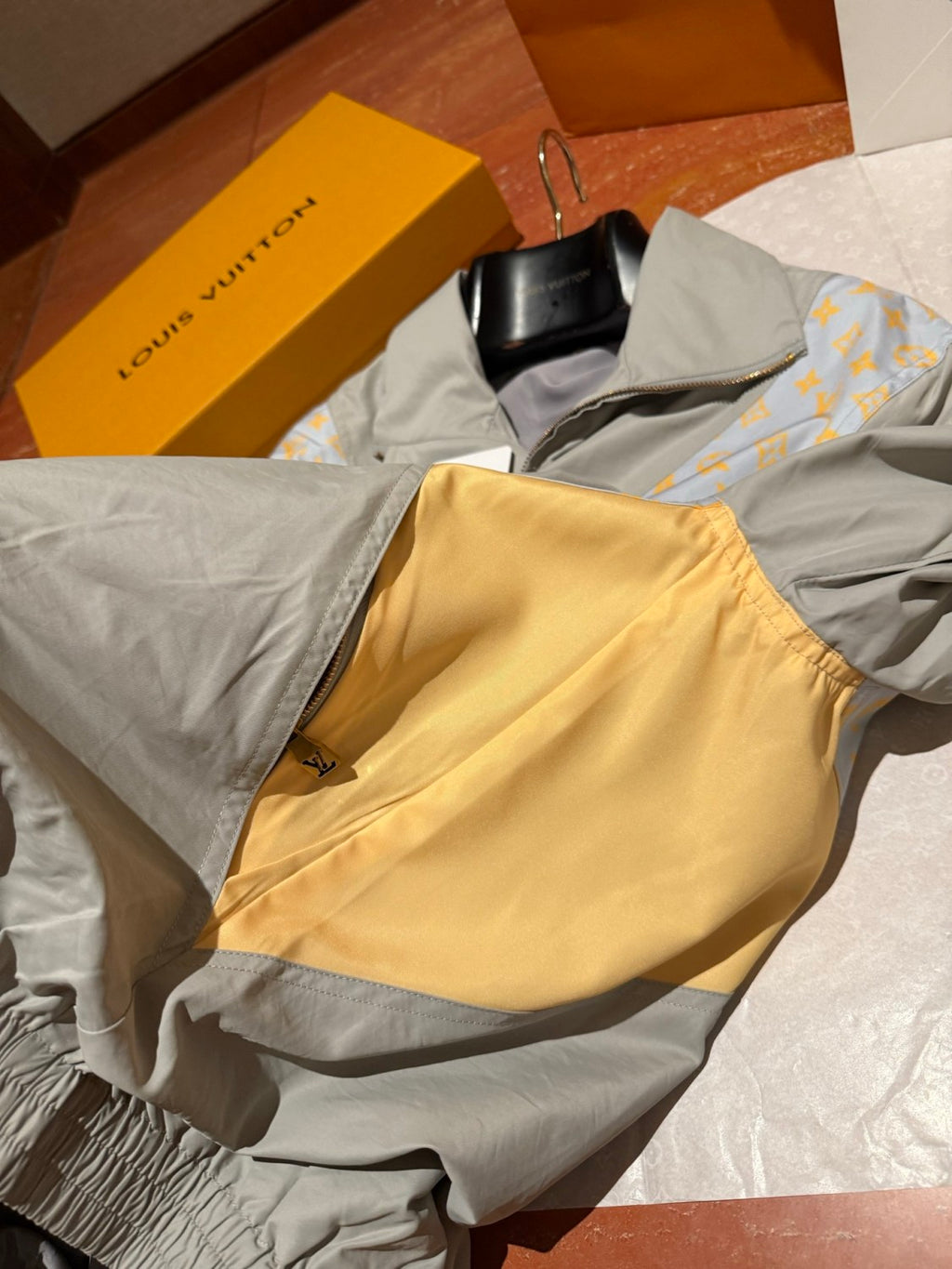Louis Vuitton MONOGRAM Men's And Women's Spring/Autumn Fashion Casual Color Blocked High Neck Zipper Long Sleeved Jacket #78276