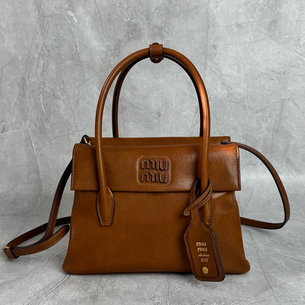 MiuMiu Jang Won-young Leather Double-sided flap Vintage handbag Shoulder bag bags #194095