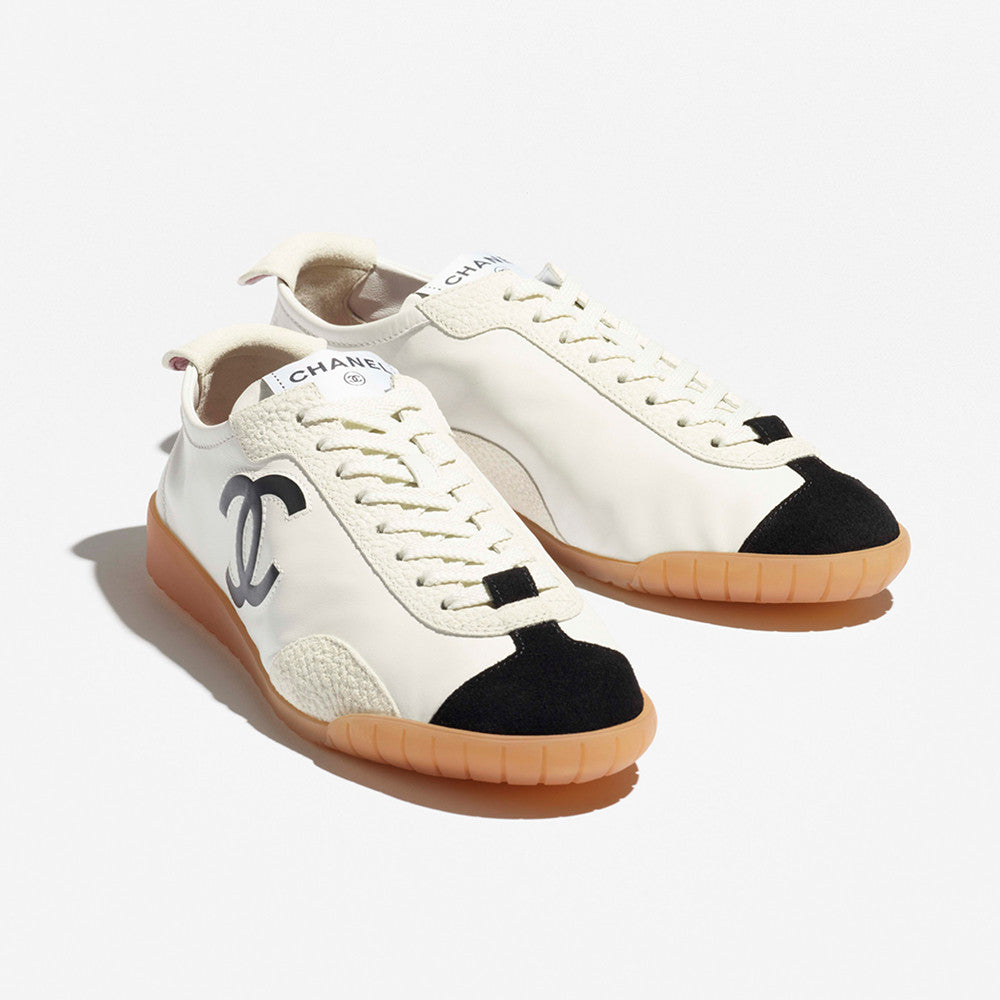 Chanel Sneakers Calfskin Embossed Suede Calfskin Black White #377420