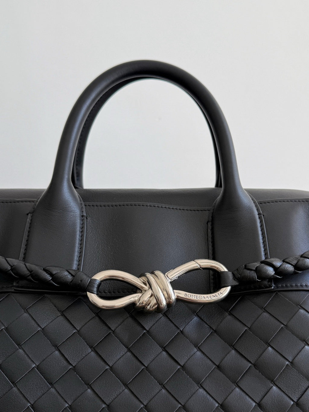 Bottega Veneta Andiamo Voyager Bag  #334452
