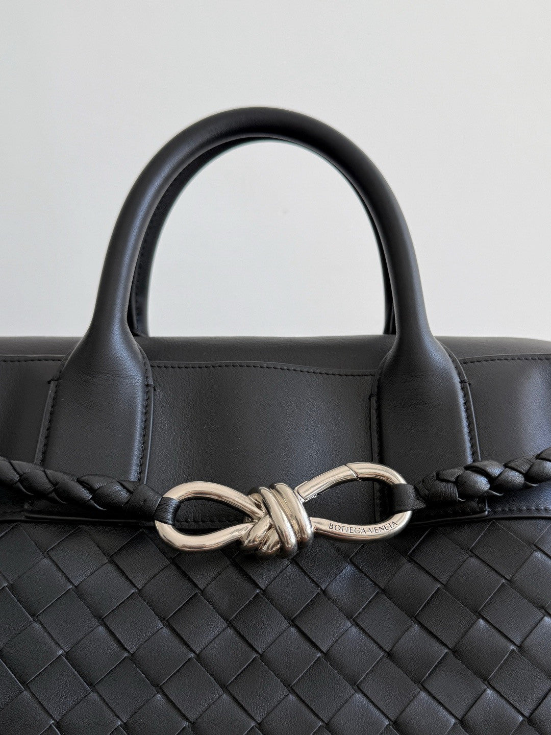 Bottega Veneta Andiamo Voyager Bag  #334452