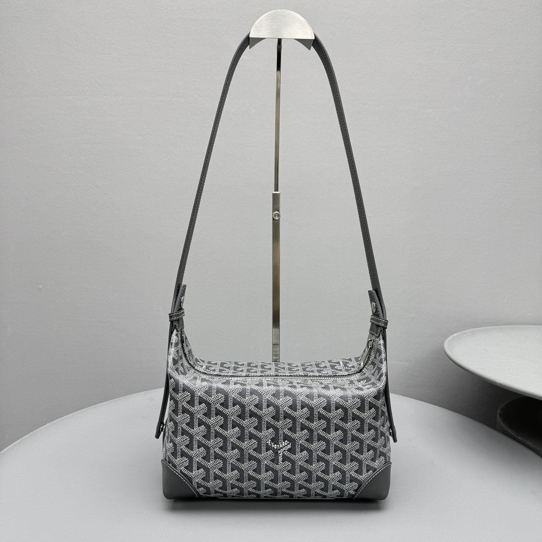 Goyard  Presbyopia Print Zipper Travel Bag Goya Toiletry Bag New All-over Logo Print Available Multiple Colors Toiletry Bag  Lunch Bags #84171A