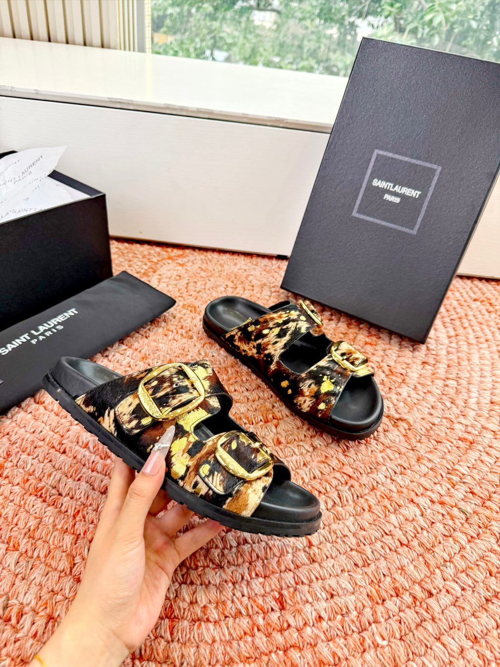 Saint Laurent Ysl Logo Beach Slippers #379498