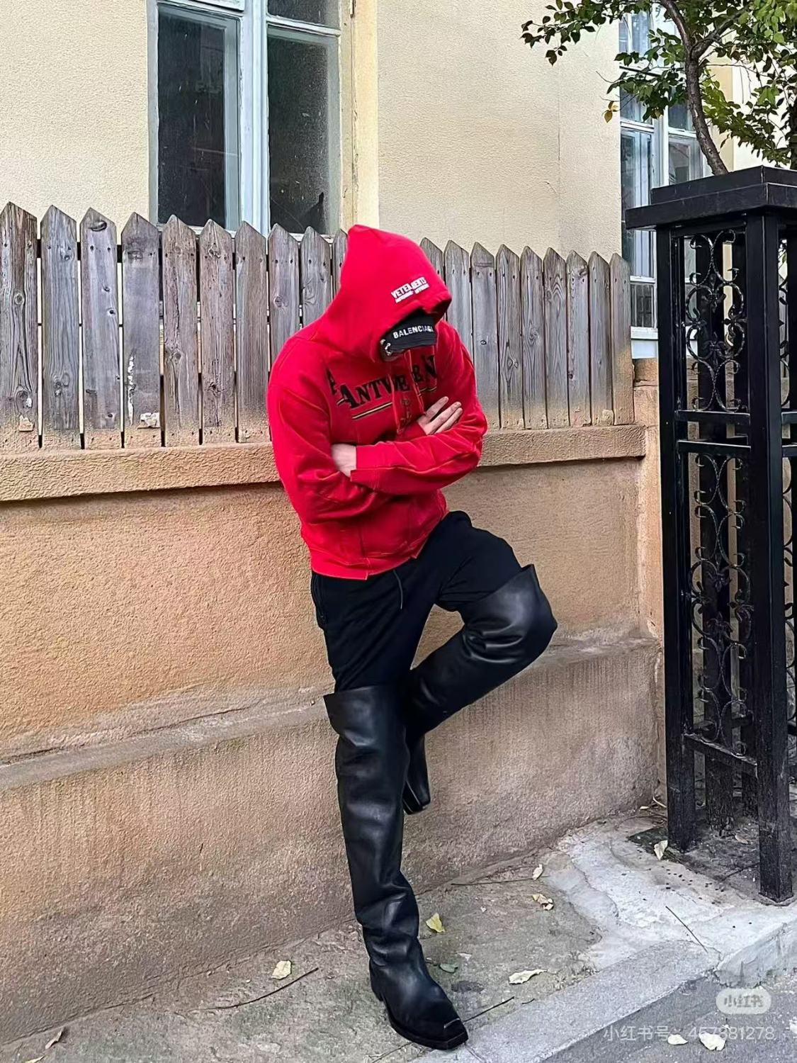 Vetements Men's Autumn And Winter Letter Misplaced Embroidery Deconstructed Sweatshirt Red Black And White Zipper Hooded Long Sleeve Loose Sweatshirt Ngvp #2456
