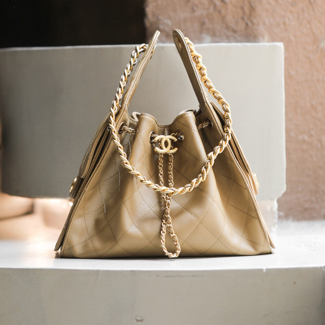 Chanel Women's Fashion Classic Solid Color Leather Logo Drawstring Underarm Bag Chain Handbag Tote Shoulder Bag Bags AS5293-B20304-U2367 Metallic-colored Leather Tends To Fade Easily #78855
